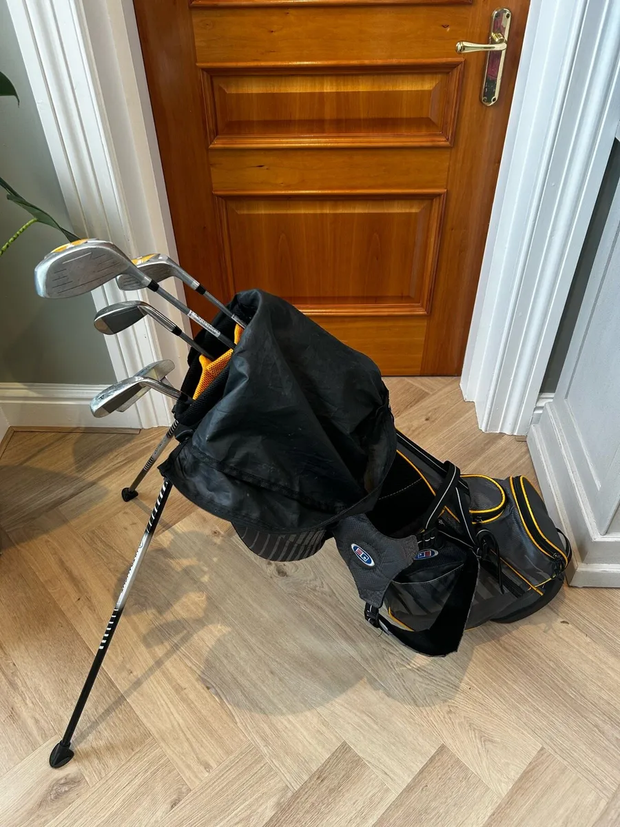 *Left handed* us kids golf clubs 63” - Image 2