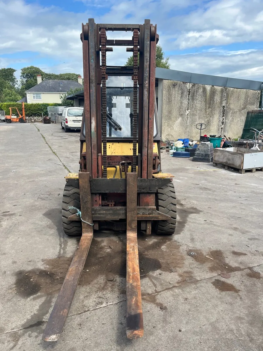 Forklift - Image 2