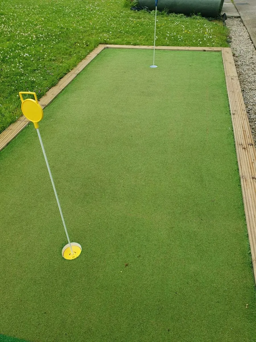 Artificial grass roll 5m x1.8m section Sand filled - Image 4