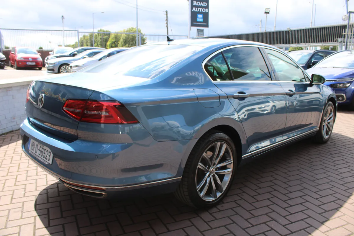 VOLKSWAGEN PASSAT 1.4 TSI GTE 218BHP 4DR SALOON AU - Image 4