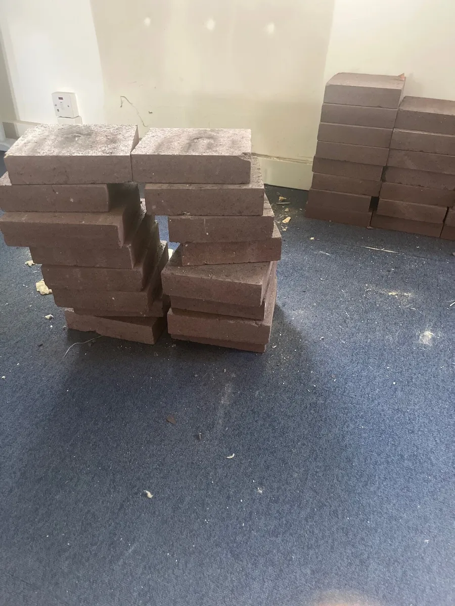 Thermal bricks