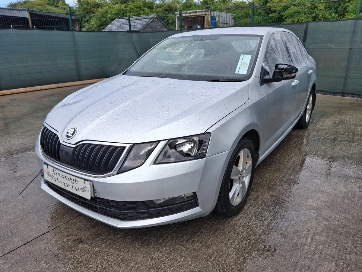 2018 Skoda Octavia Diesel Automatic - Image 2