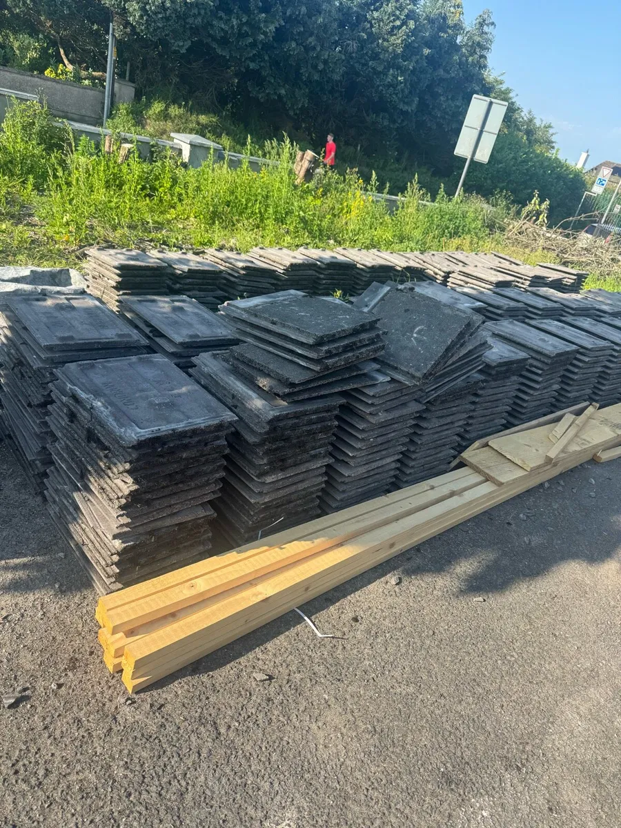 Roof tiles