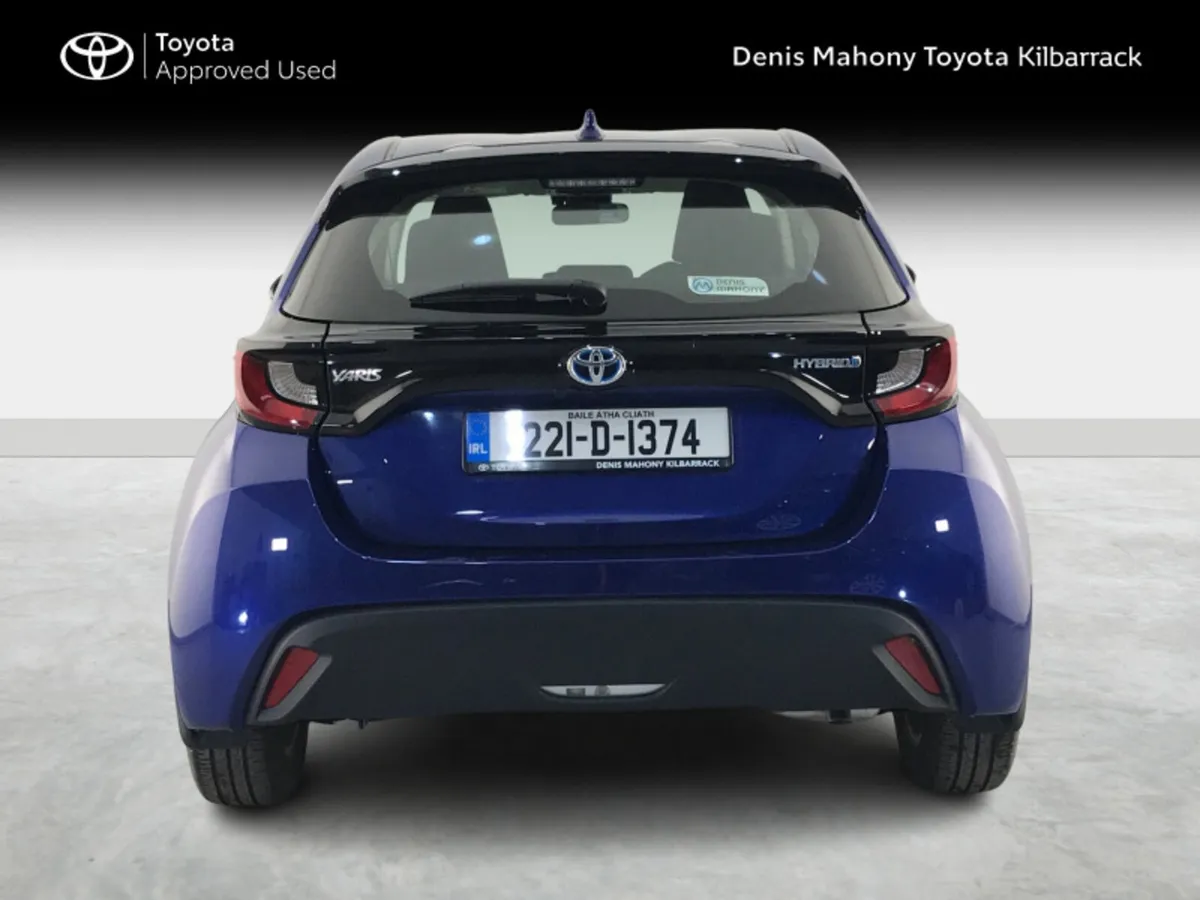 Toyota Yaris HYBRID LUNA - Image 4