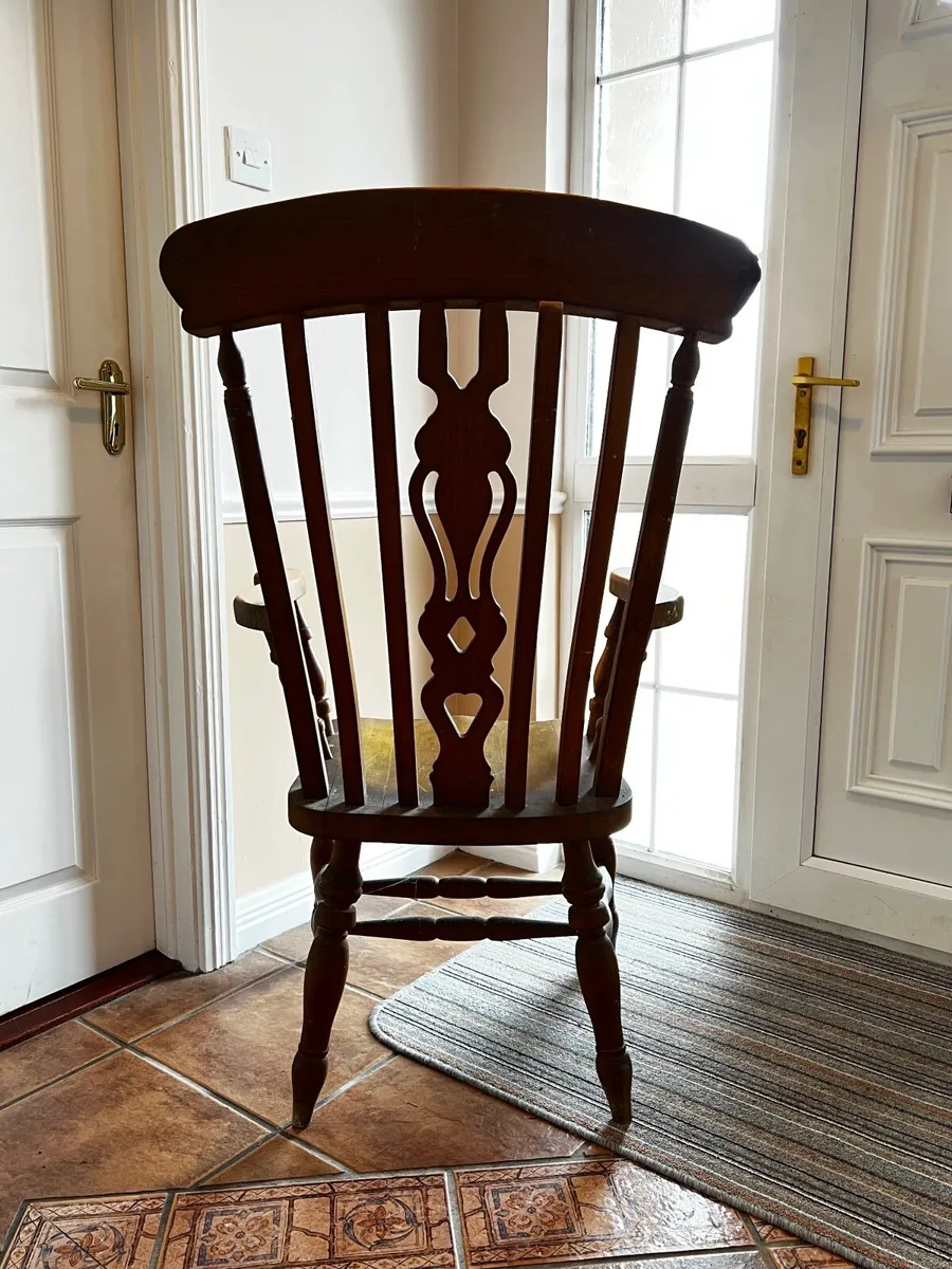 Chair carver wooden vintage - Image 3