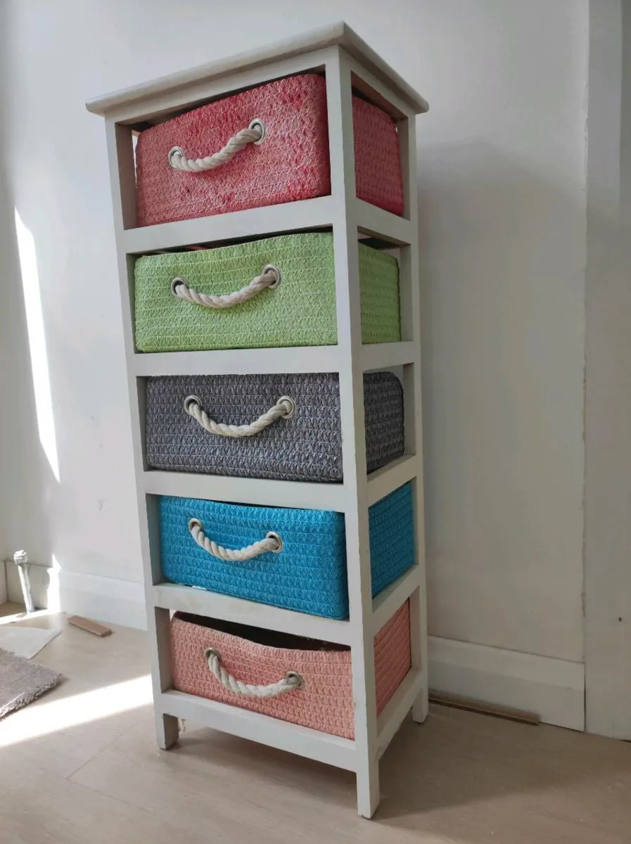 Chest of drawers - Image 1