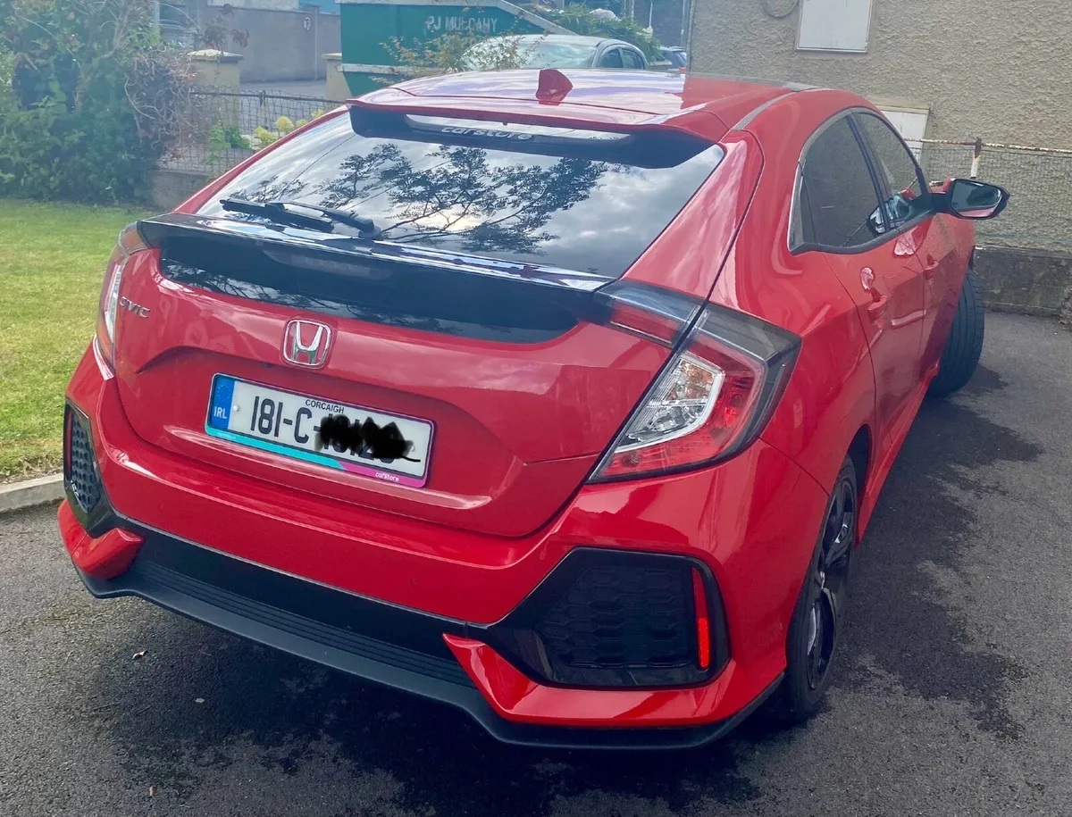 Honda Civic 2018 1.0 VTEC EX 5DR - Image 2