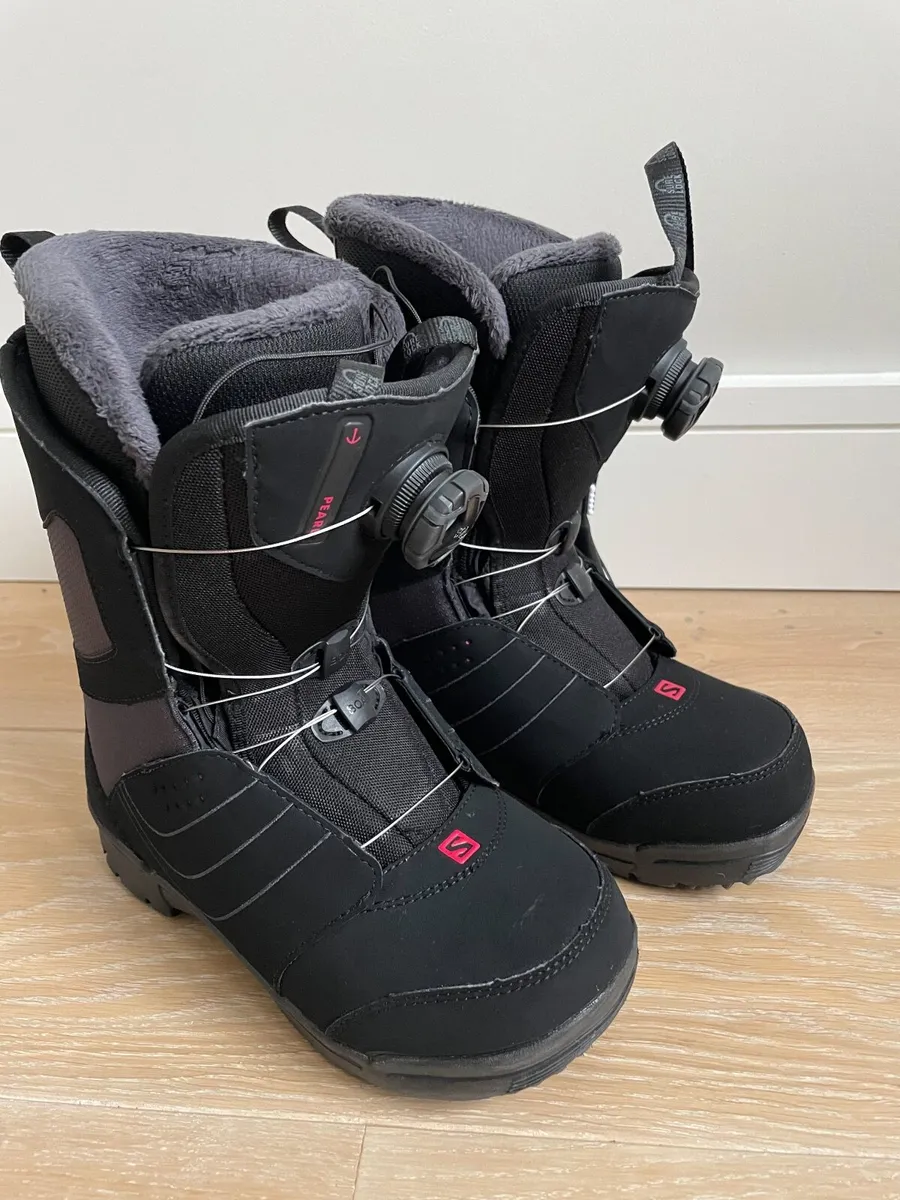 Salomon Pearl BOA Women's Snowboard Boots size 4.5 - Image 1