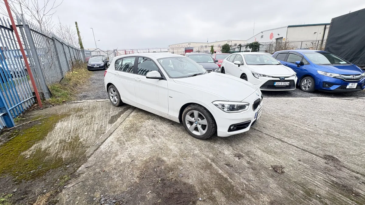 BMW 1-Series 118i Automatic 2017 - Image 3