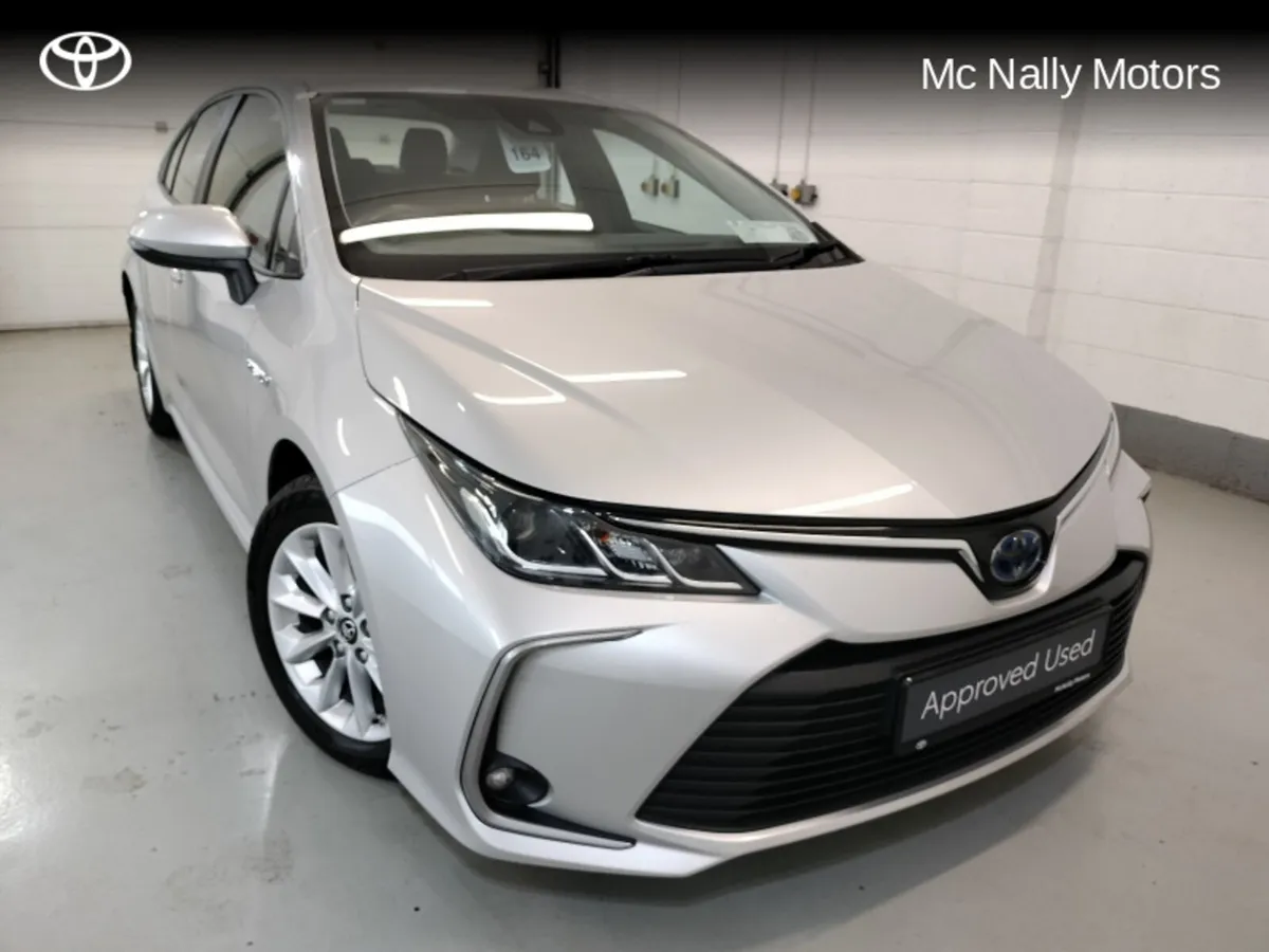 Toyota Corolla HYBRID LUNA SALOON - Image 1