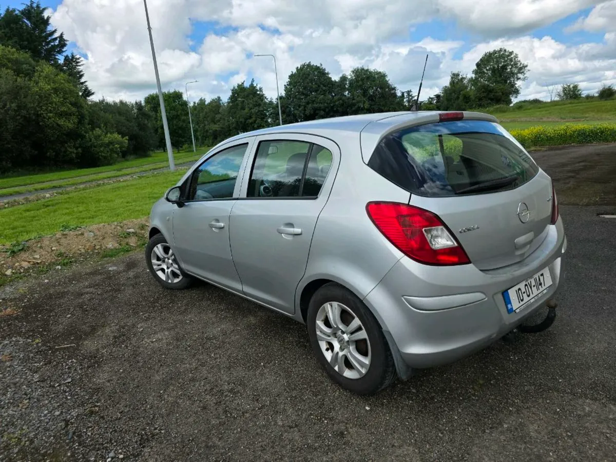 Opel Corsa 1.2 2010 Diesel - Image 3