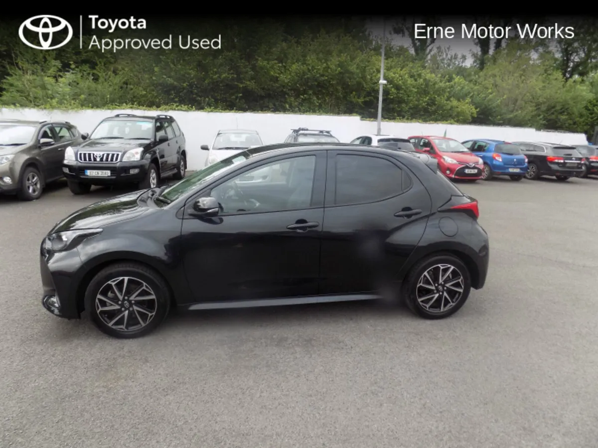 Toyota Yaris YARIS 1.5 HYBRID L/SPORT - Image 2