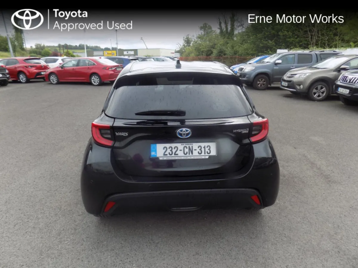 Toyota Yaris YARIS 1.5 HYBRID L/SPORT - Image 4