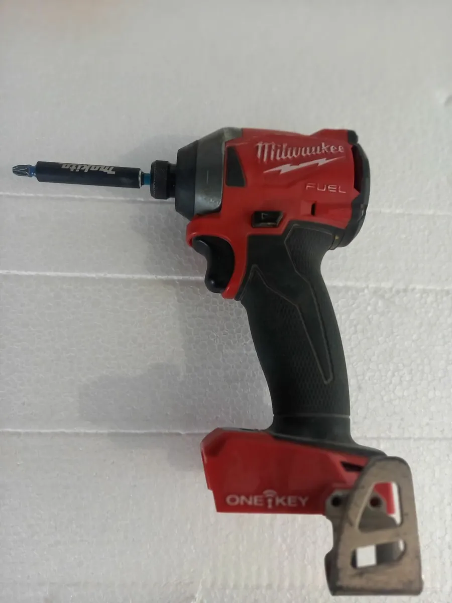 Milwaukee fuel 18v impact driver - Image 1