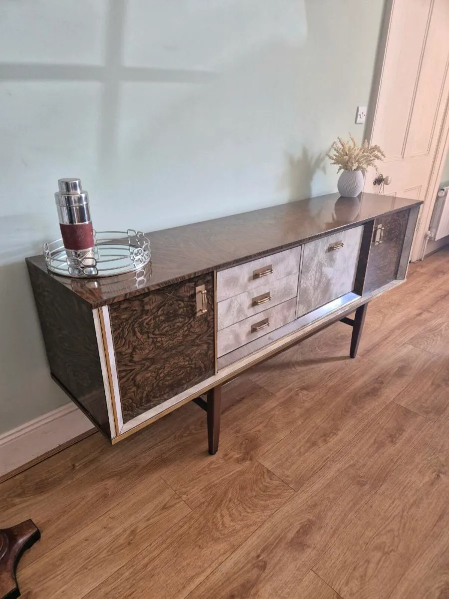 Mid Century sideboard - Image 1