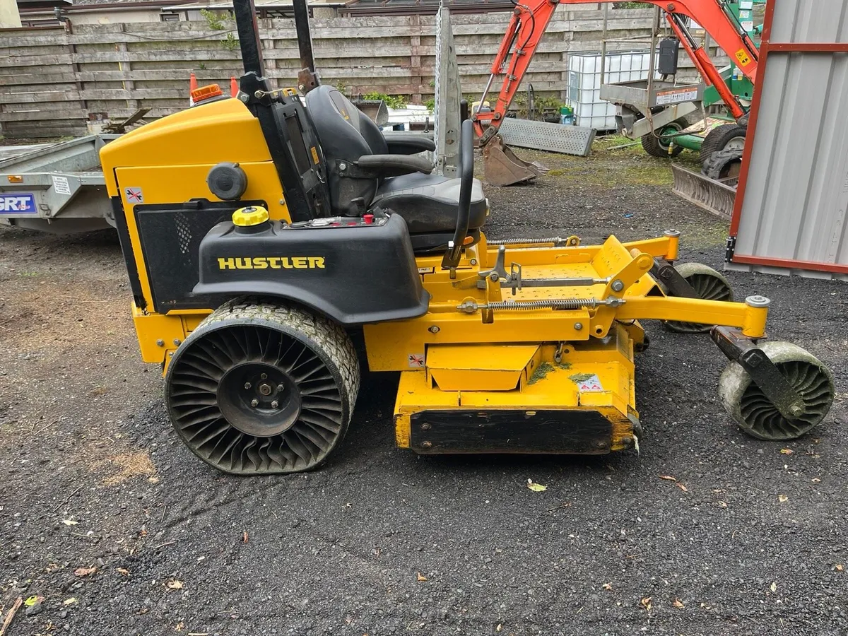 Hustler Z Diesel Zero Turn Commercial Mower - Image 3