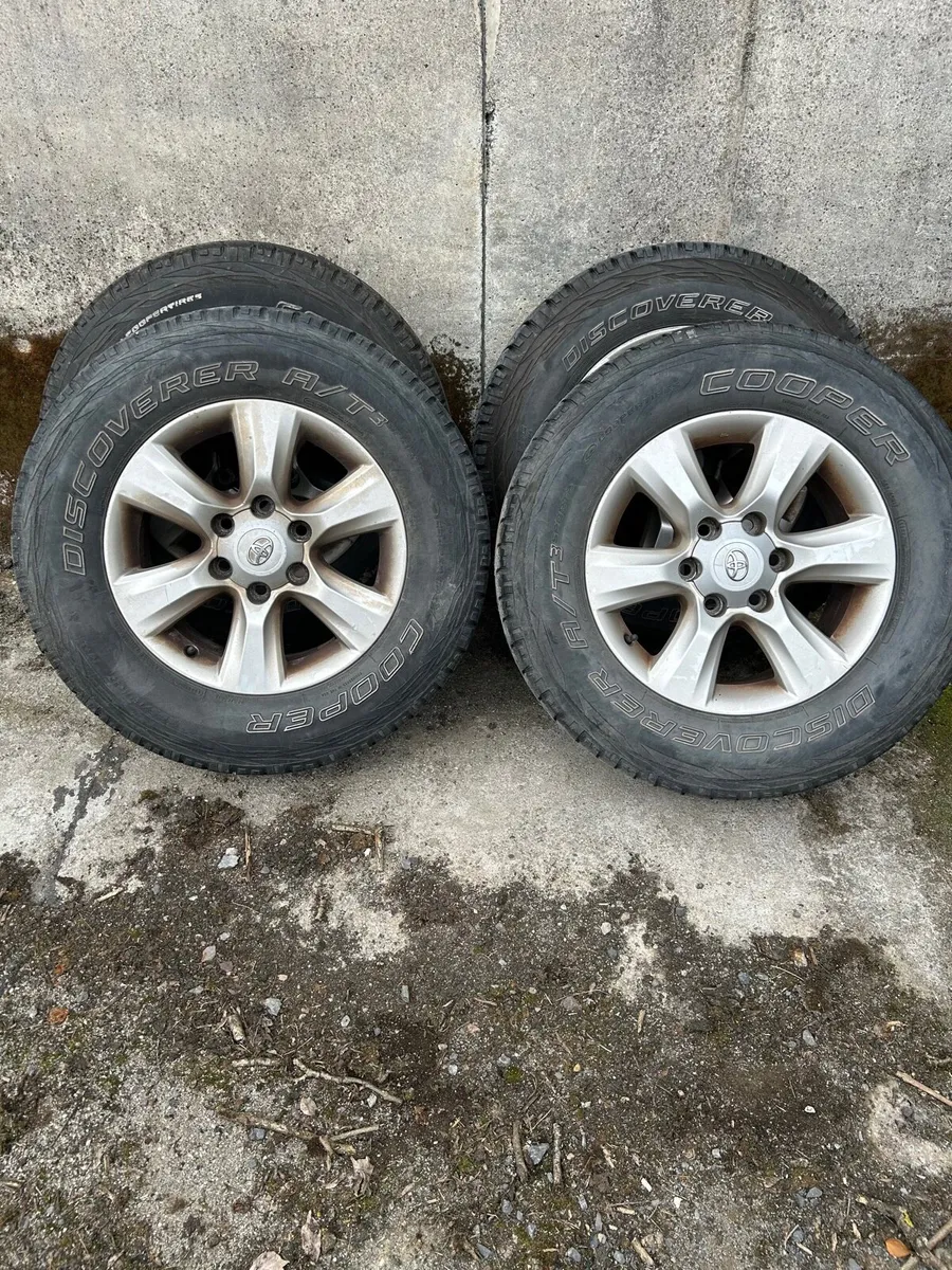 Toyota Landcruiser Alloy wheels - Image 1
