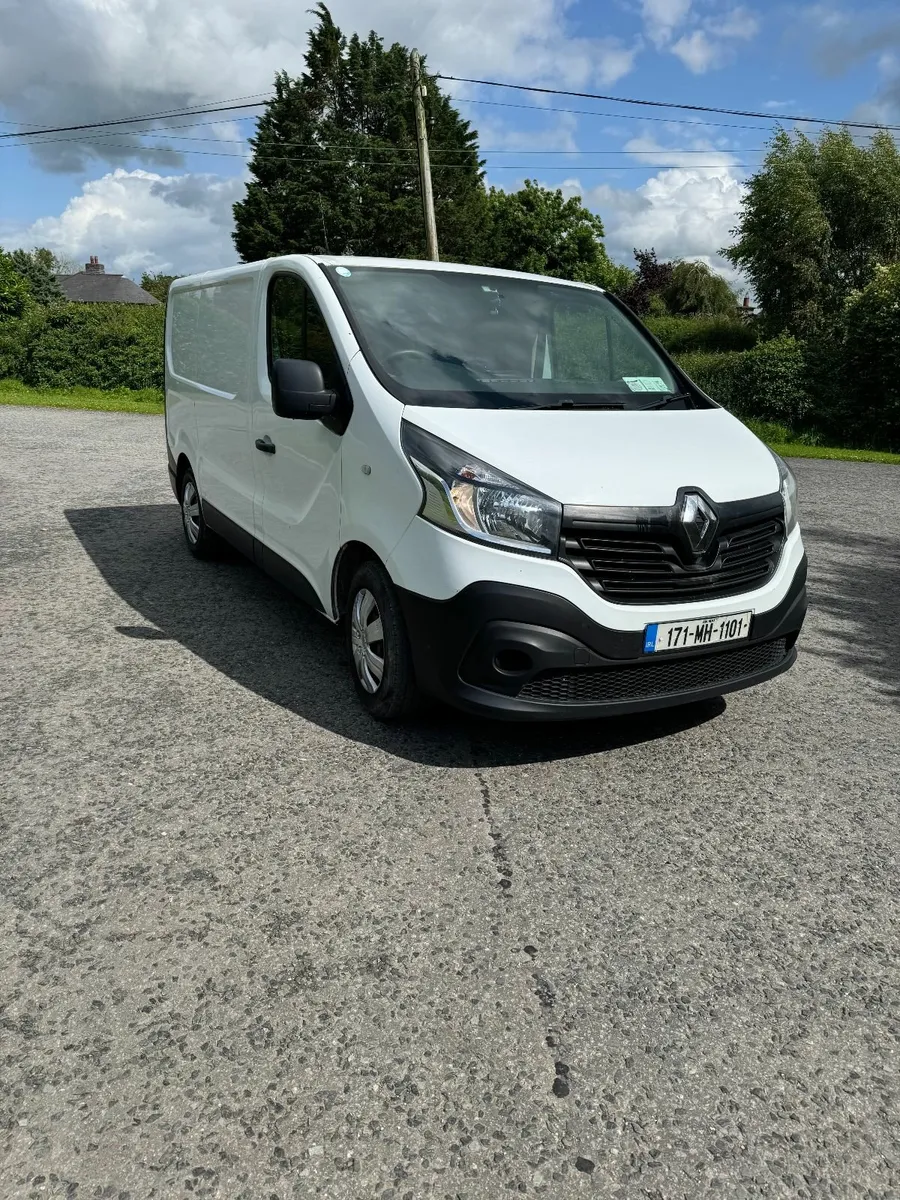 Renault Trafic 2017 - Image 1
