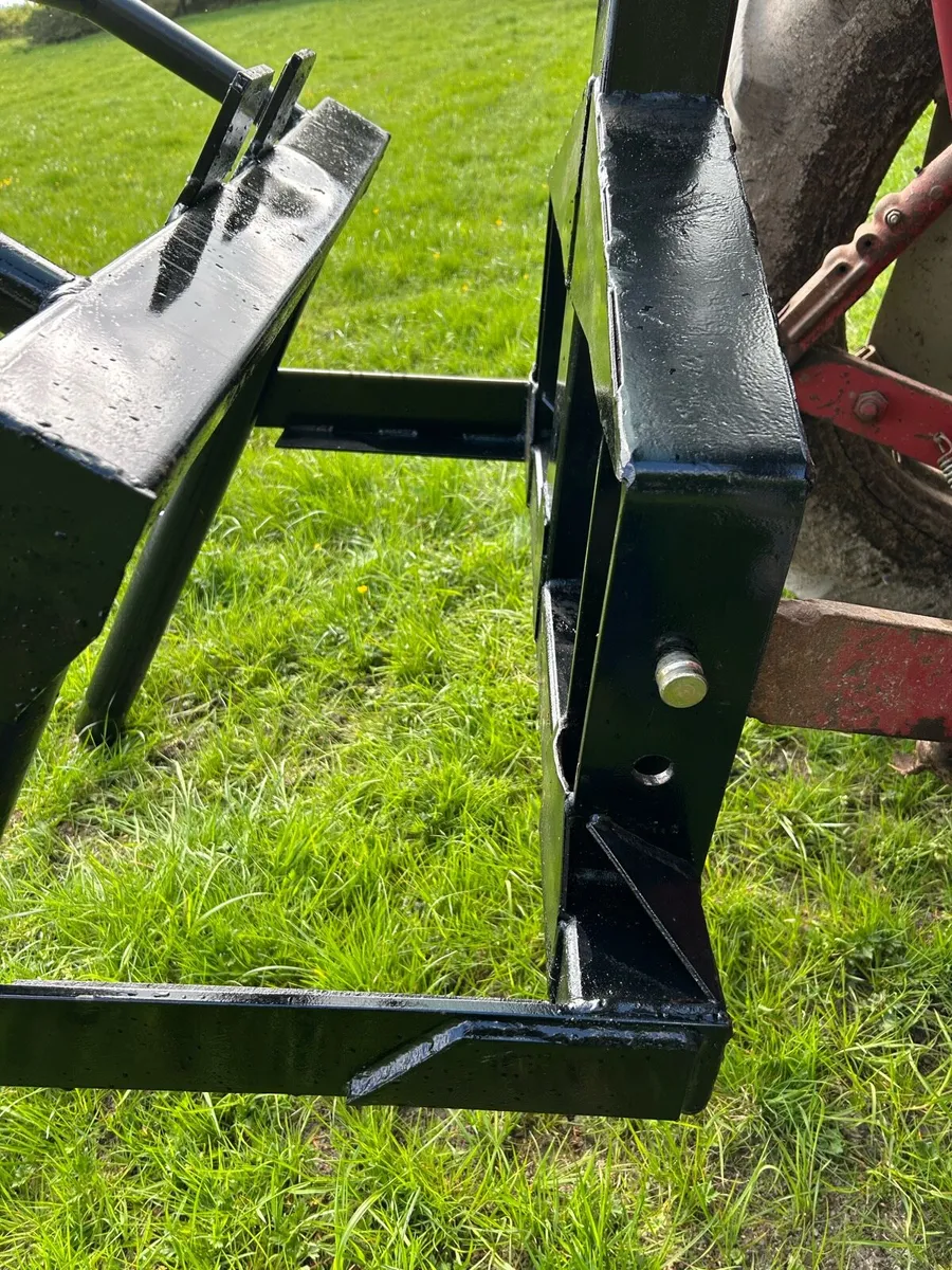 Bale Lifter - Image 3