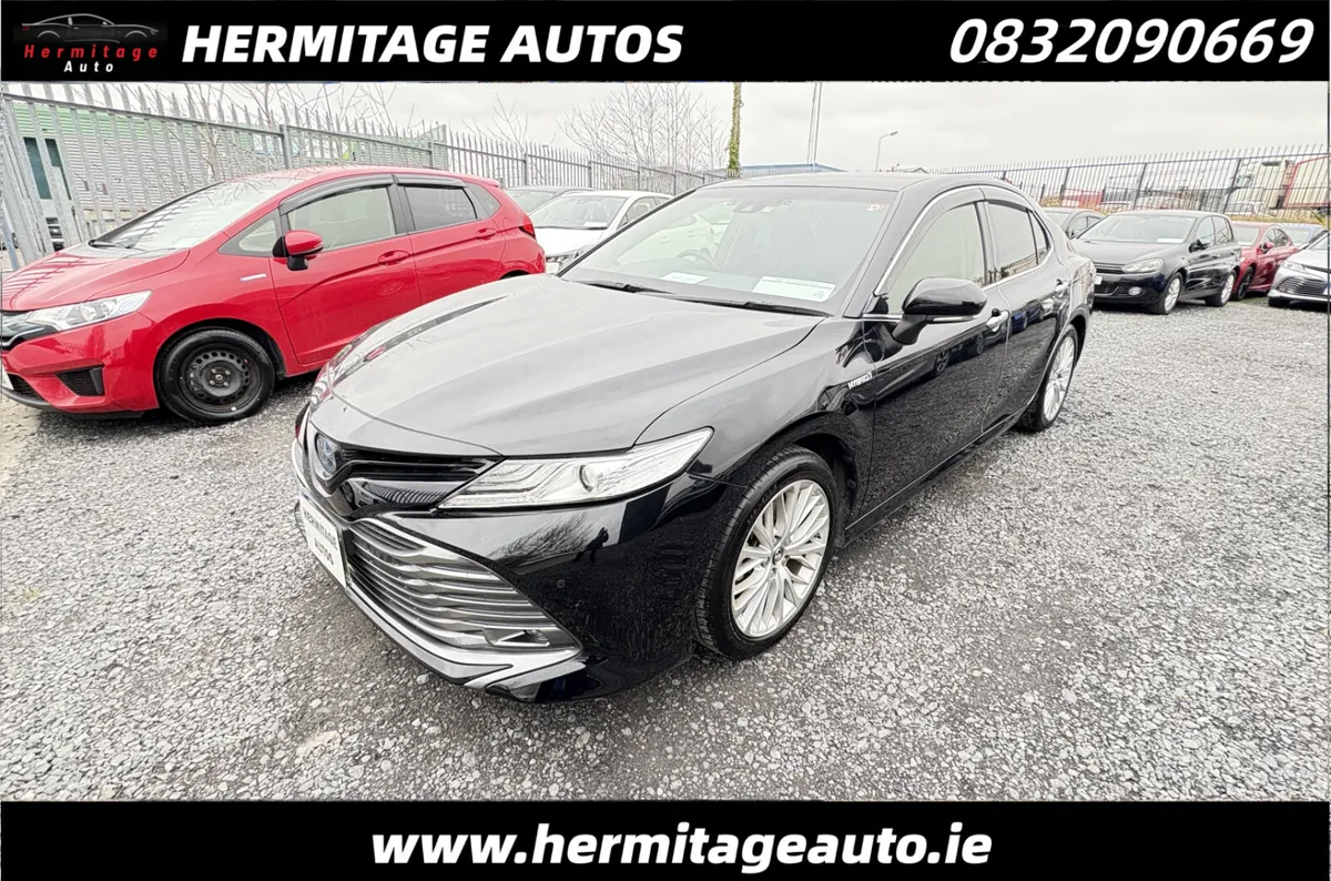 Toyota Camry 2.5 Hybrid Automatic 2019 - Image 1