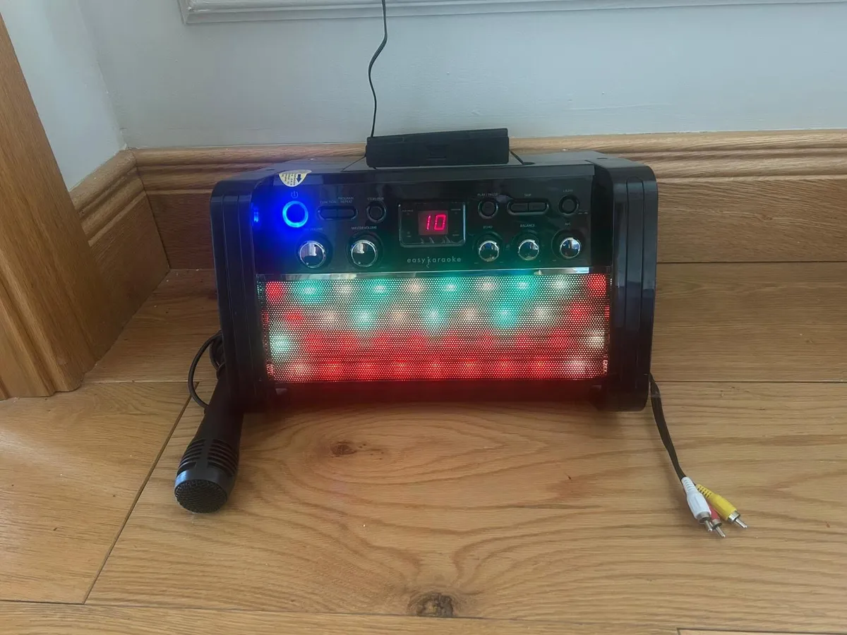 Karoke machine - Image 2