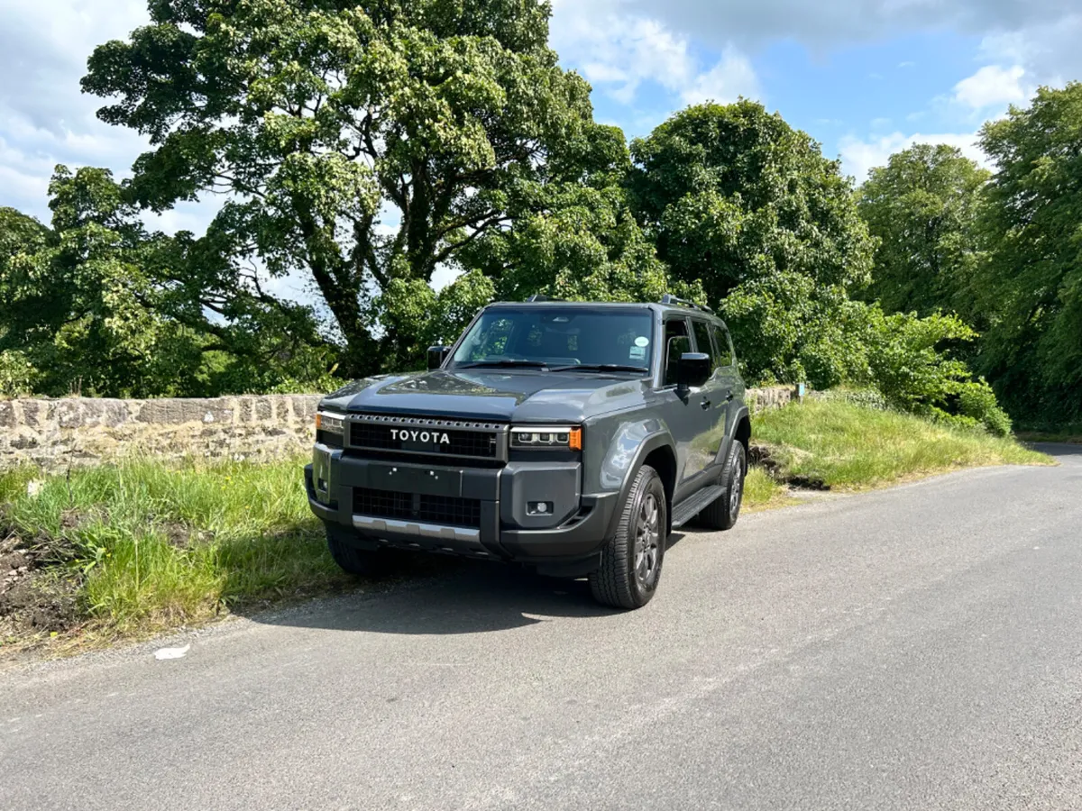Toyota Land Cruiser Prado 2025 - Image 2