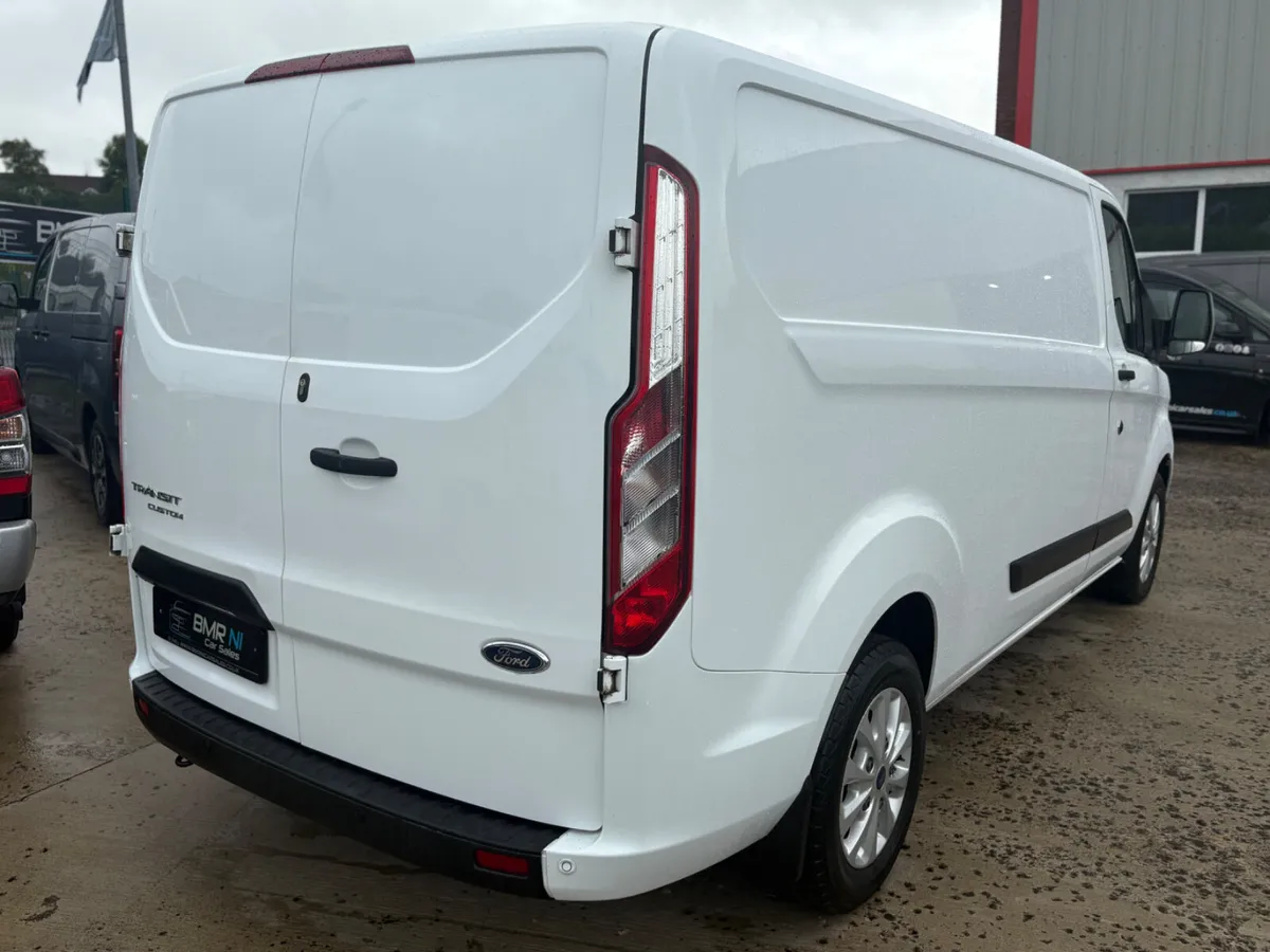FORD TRANSIT 2021 TREND MODEL - Image 3