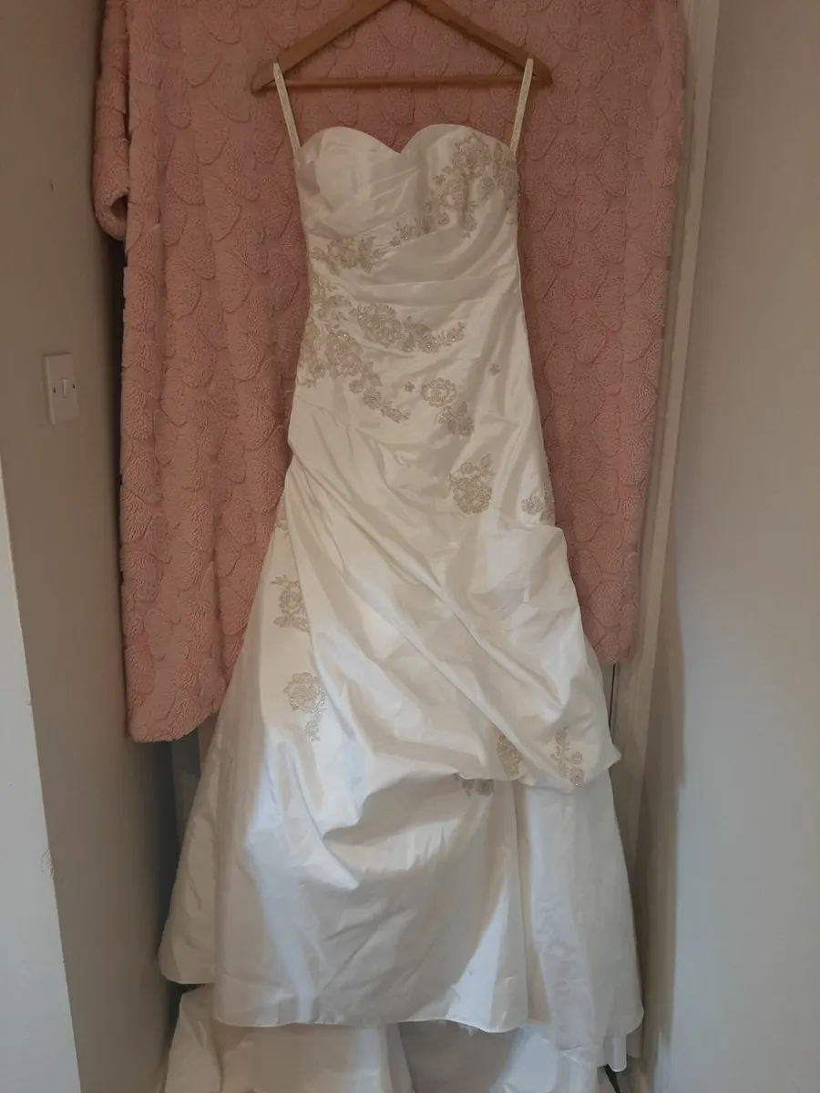 Wedding Dress - Image 4