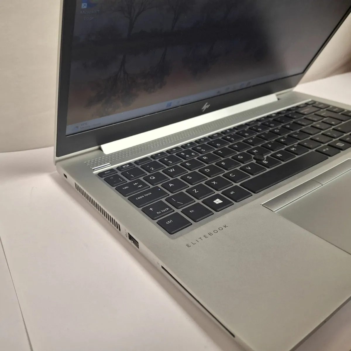 HP EliteBook 745 G6 AMD Ryzen 7 Pro 3700U 2GB GPU - Image 3