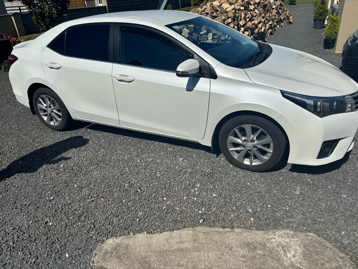 Toyota Corolla - Image 4