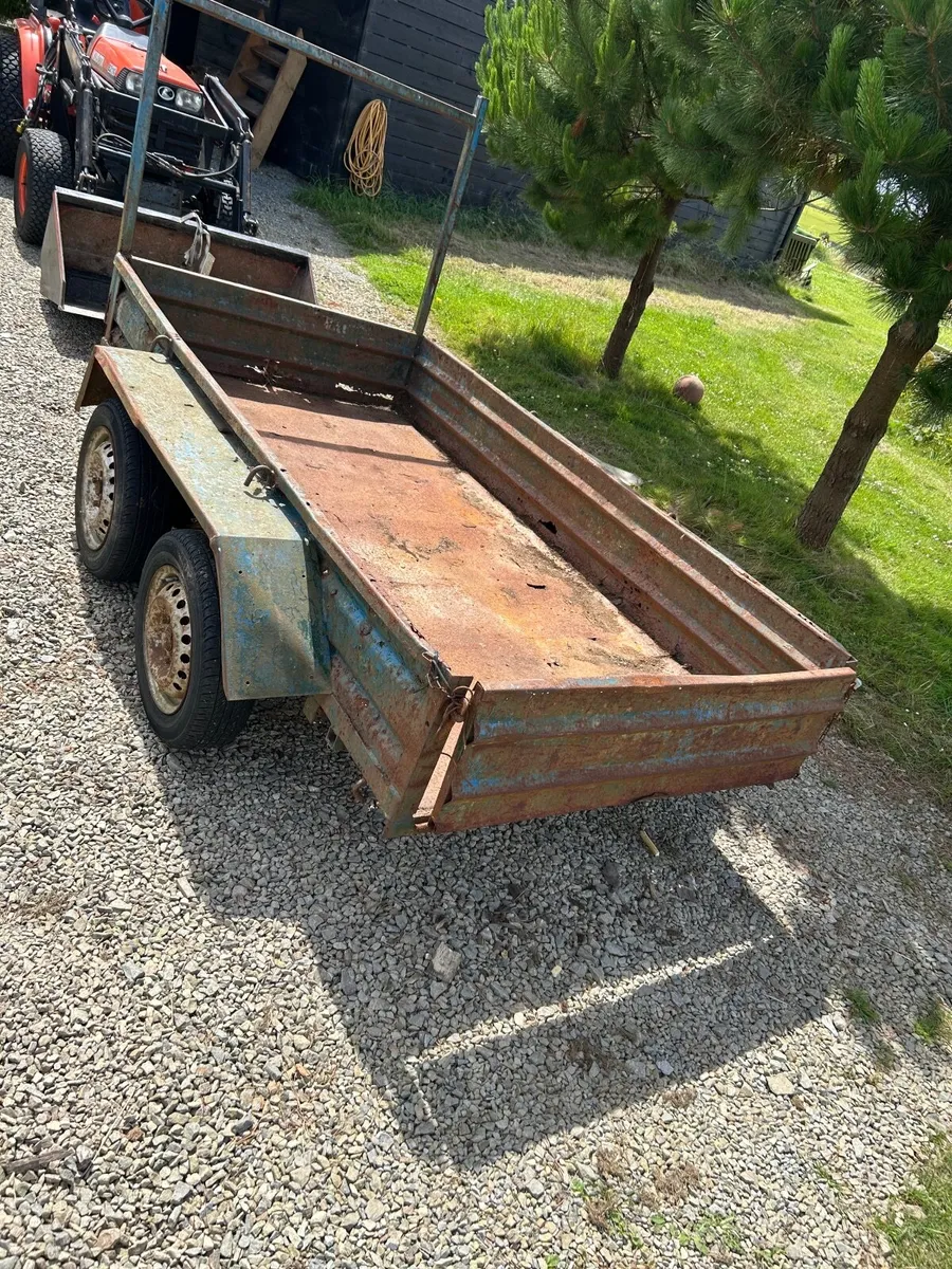 Trailer - Image 2