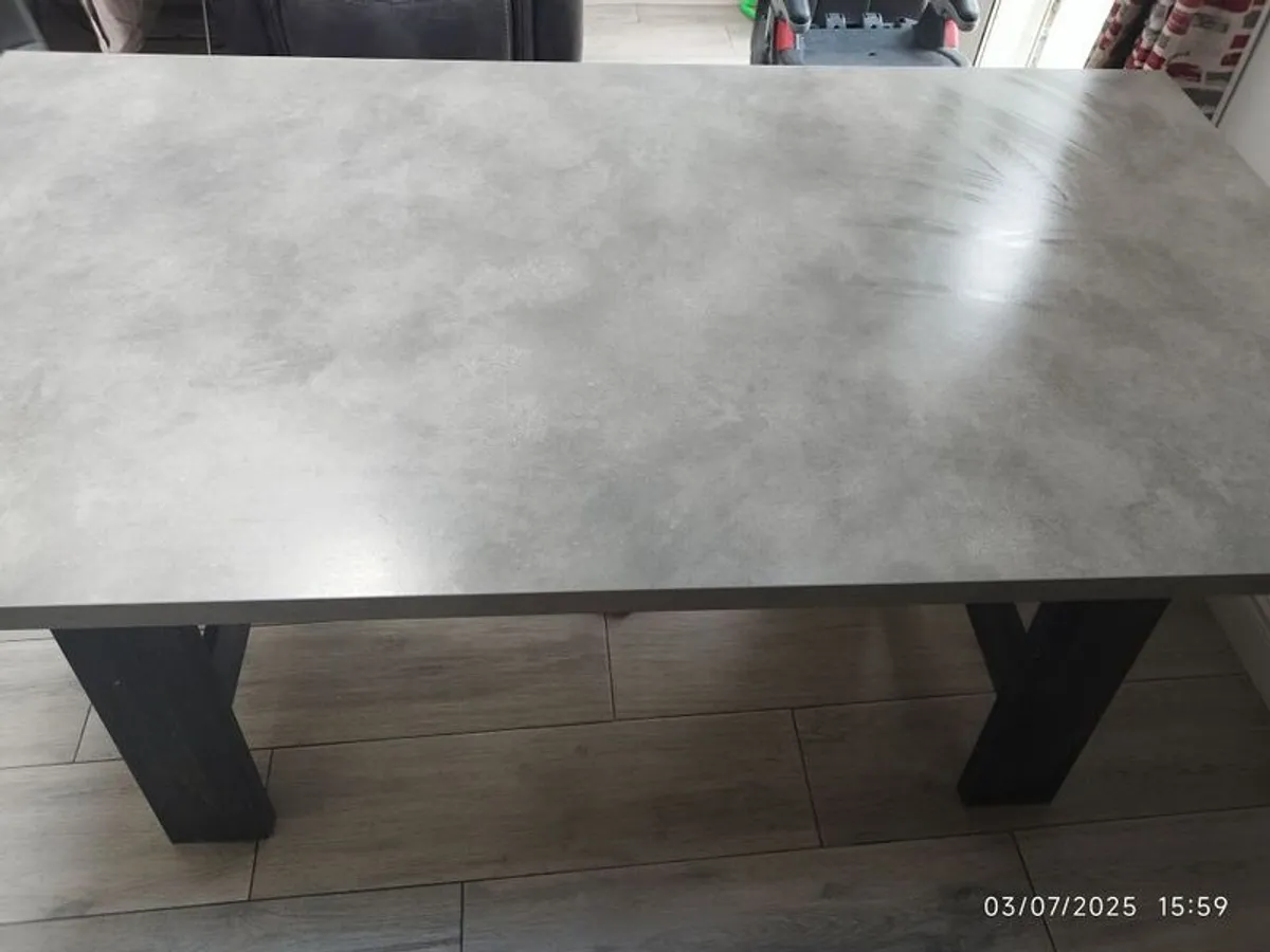 dining - Image 1