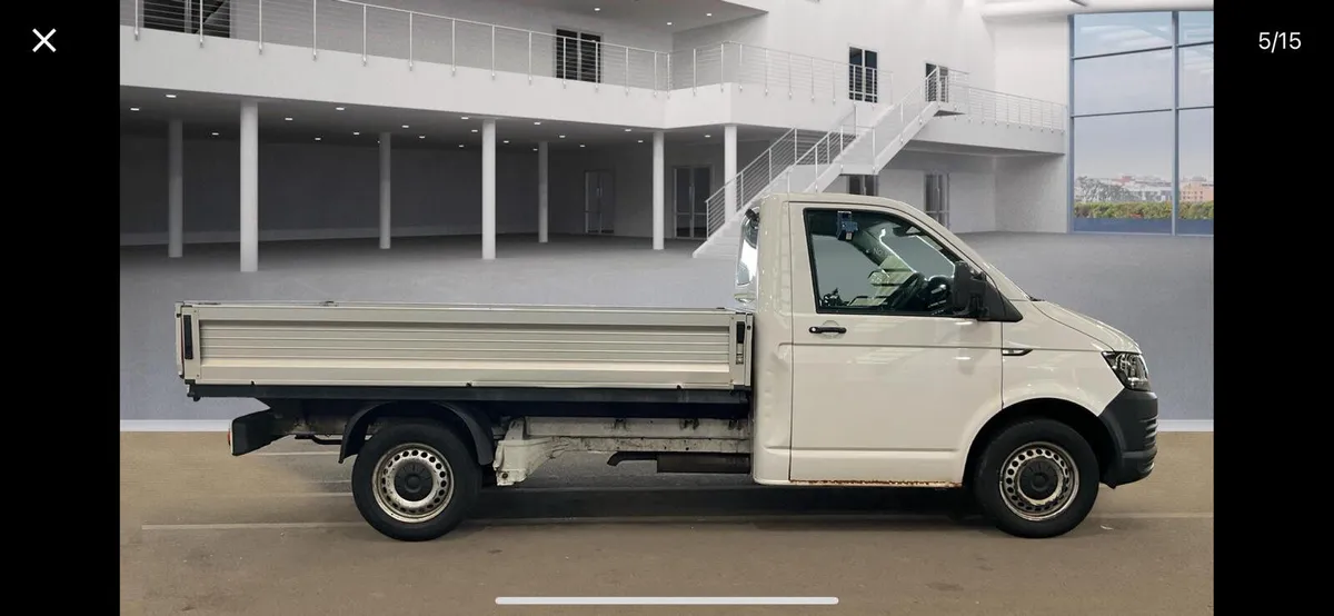 Volkswagen Transporter 2019 - Image 2