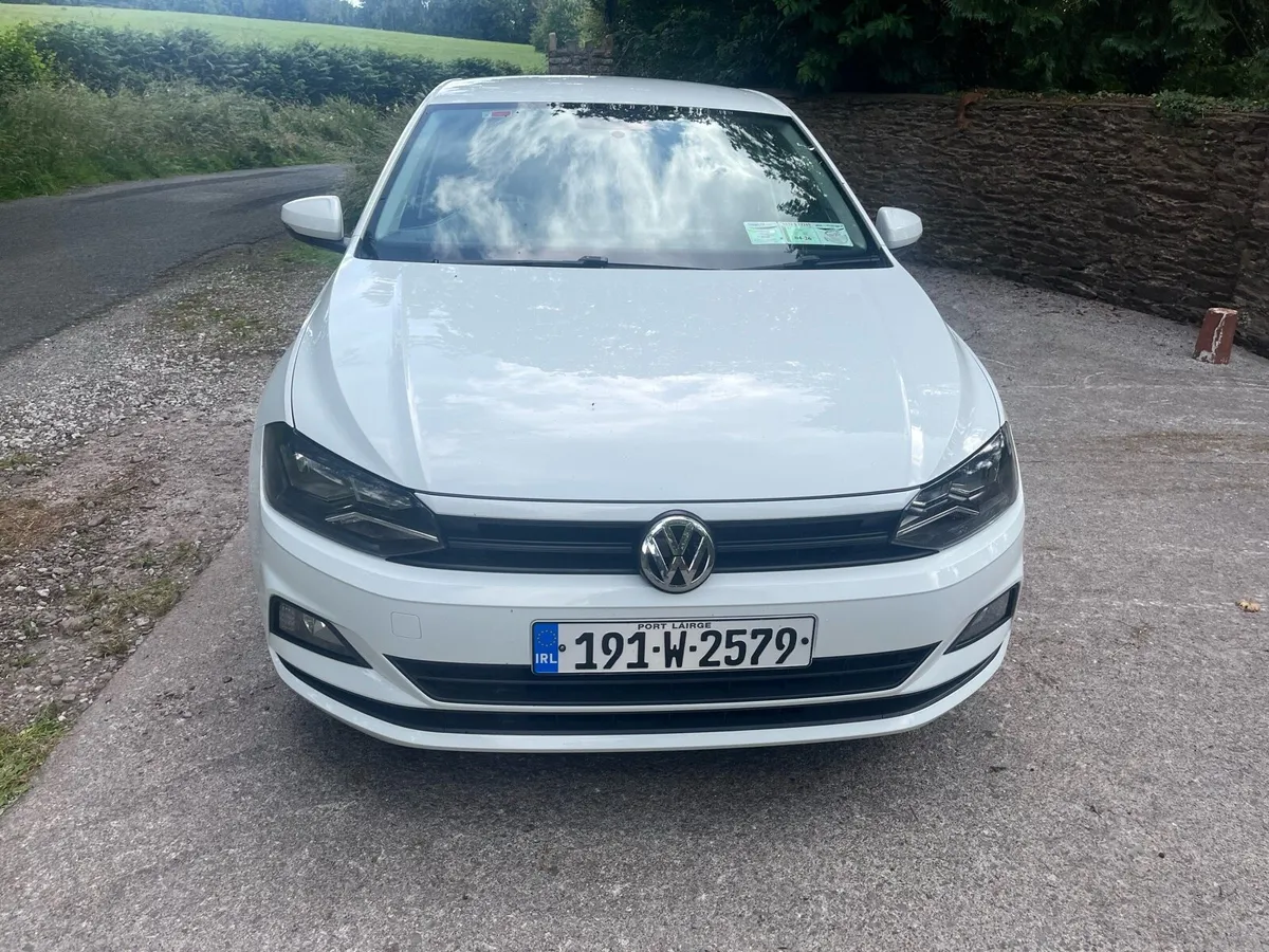 VOLKSWAGEN POLO LOW KMS TAXED AND NEW NCT - Image 2