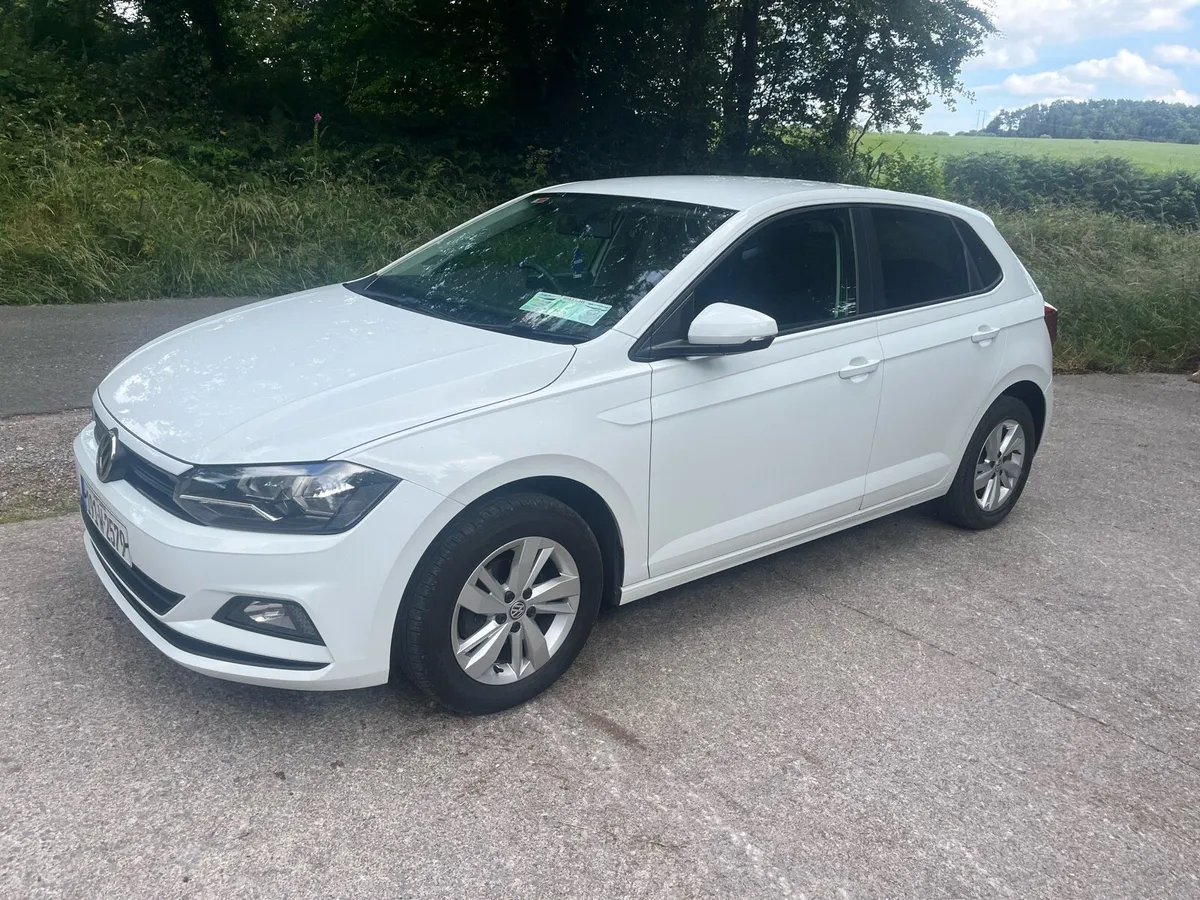 VOLKSWAGEN POLO LOW KMS TAXED AND NEW NCT - Image 3