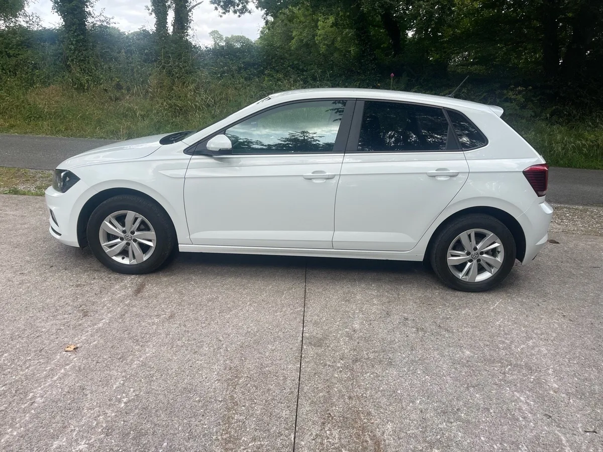 VOLKSWAGEN POLO LOW KMS TAXED AND NEW NCT - Image 4