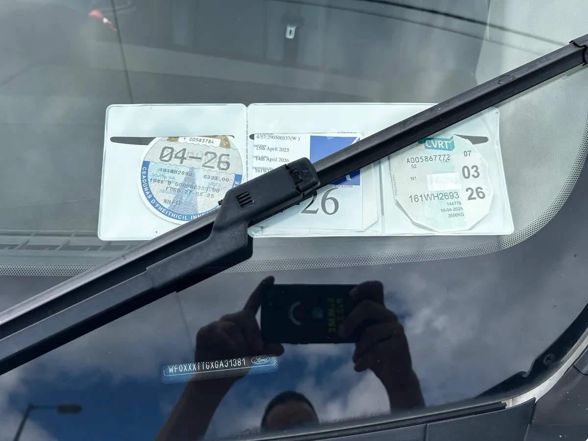 Ford  Tranzit - Image 2