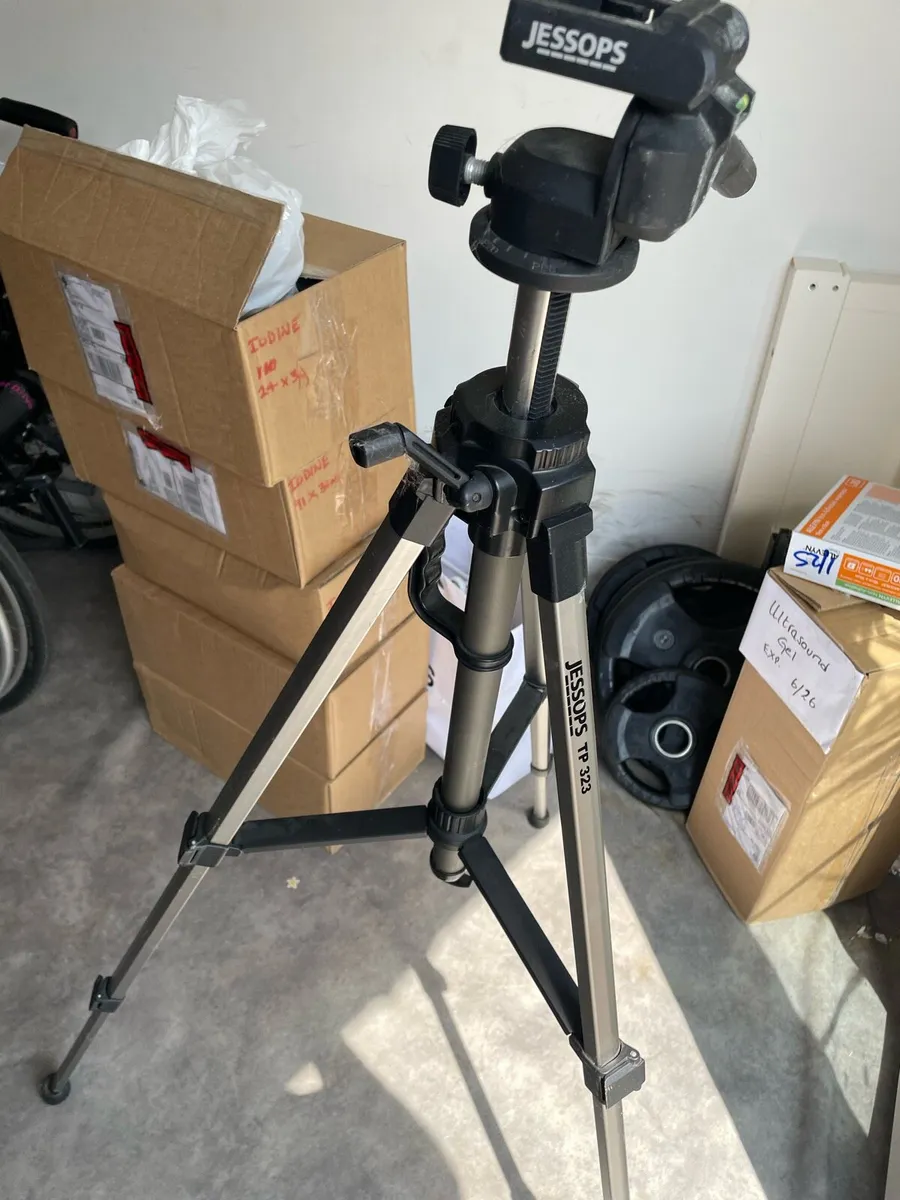 Jessops camera tripod tp 323 - Image 2