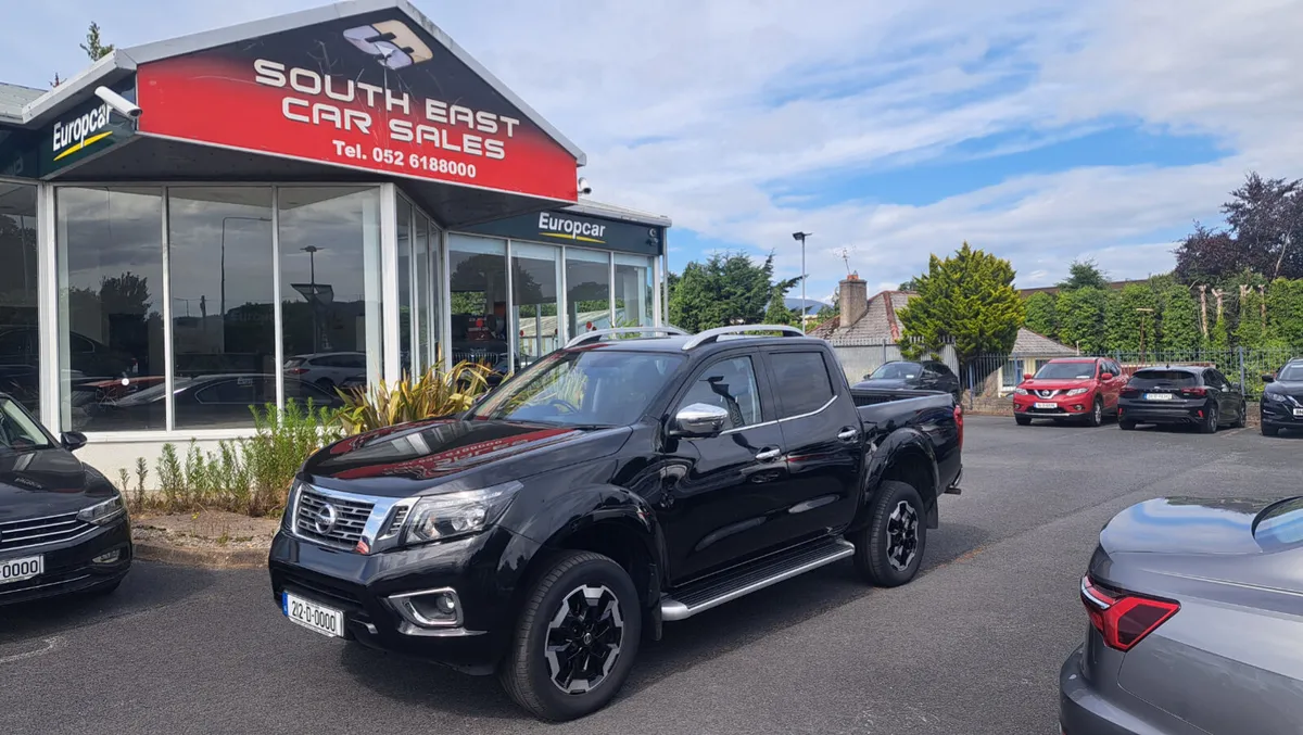 2021 NISSAN NAVARA TEKNA 2.3DCI 5 SEATER CREWCAB - Image 1