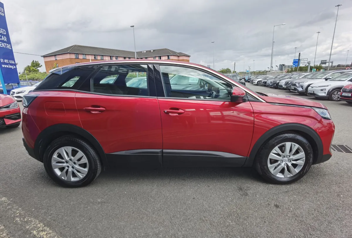 PEUGEOT 3008 1.5 BLUEHDI ACTIVE - Image 4