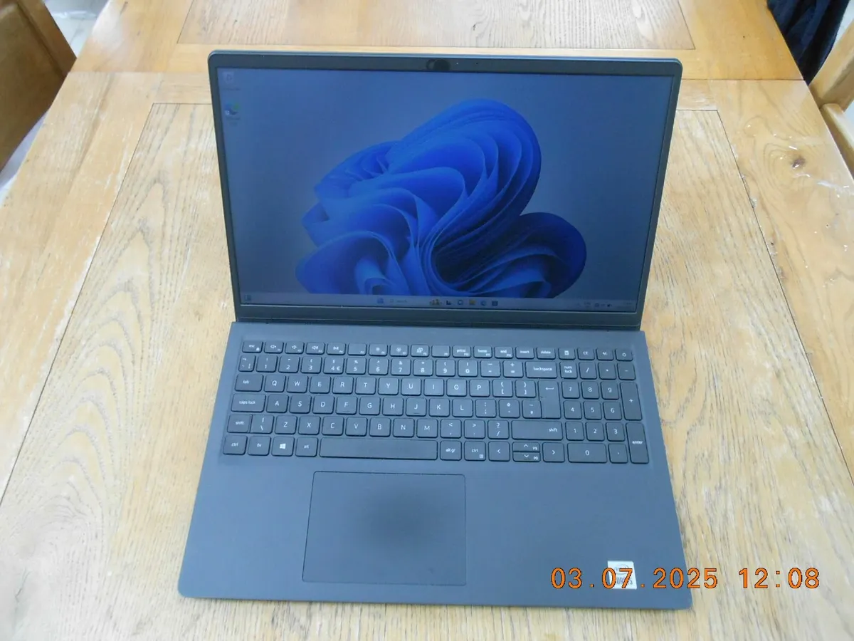 Dell Vostro 3591 15.6" Laptop Intel i5-1035G1 - Image 1