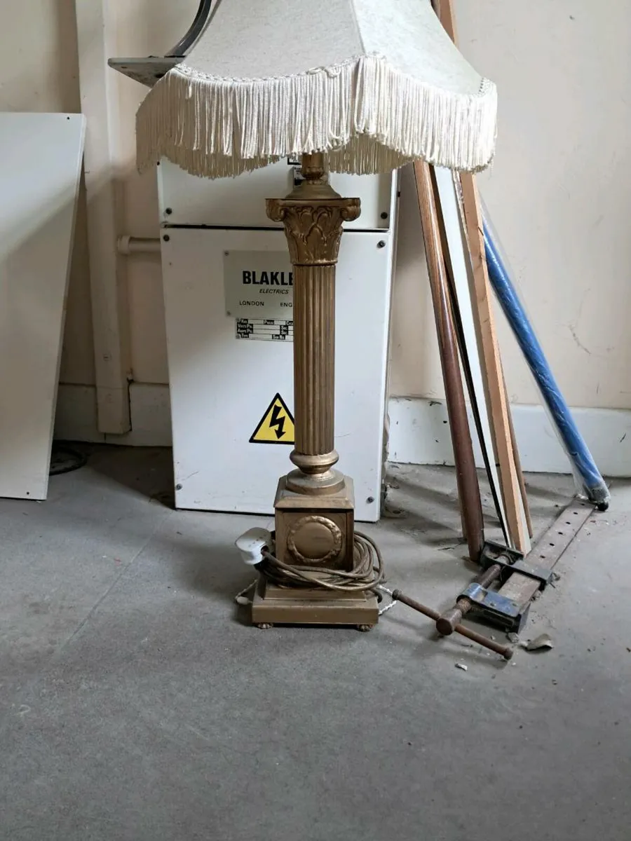 Antique lamp - Image 2