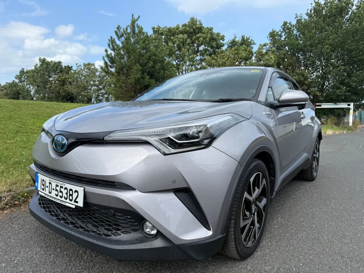 Toyota C-HR 2019 1.8 HYBRID PETROL , HIGH SPECIFIC - Image 3