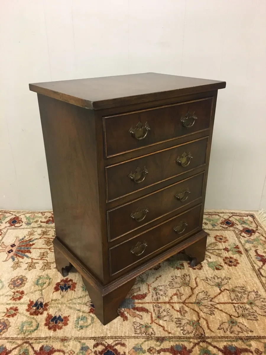 Small Mahogany Chest Drawers - Image 3