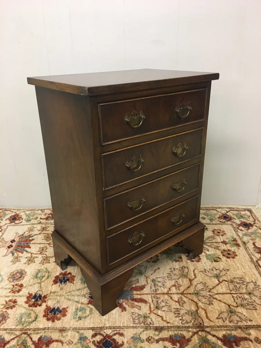 Small Mahogany Chest Drawers - Image 4