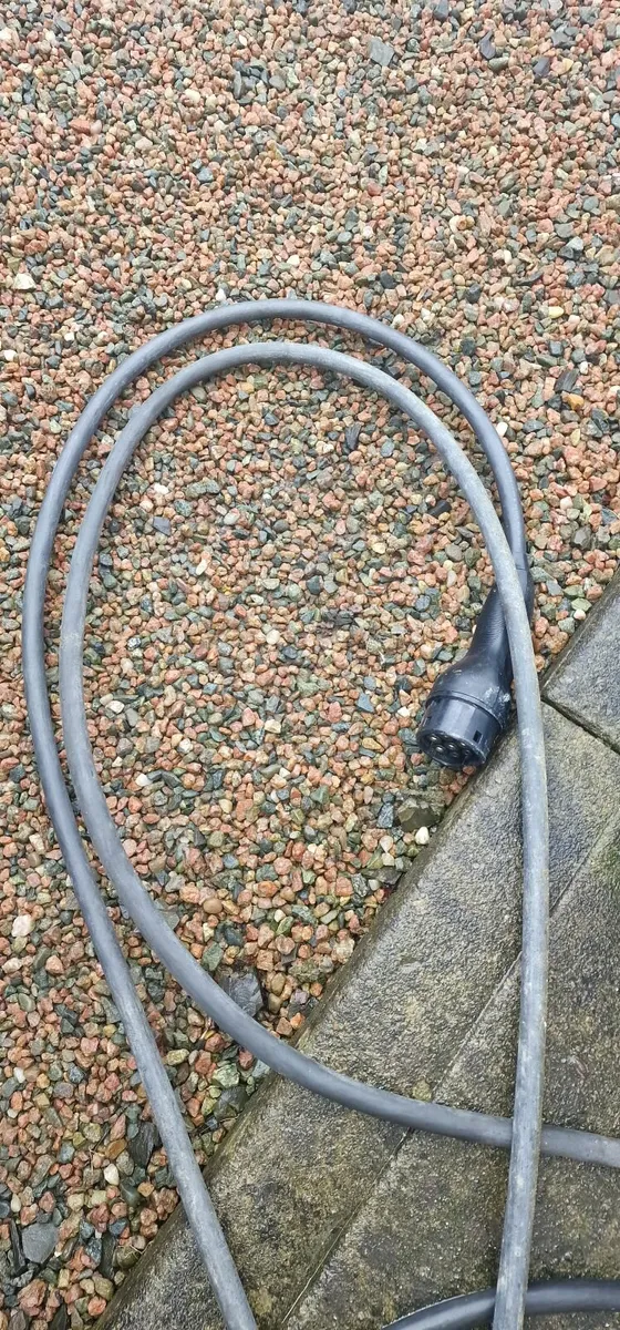 Tesla Home EV Charger 7/22kW Tethered - Image 4