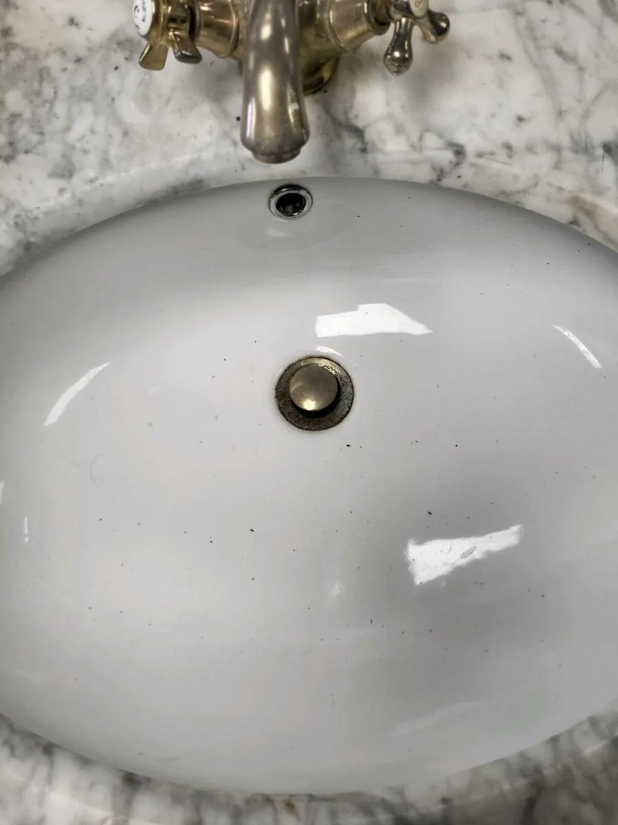 North West Hospice Charity Shop sink unit - Image 3