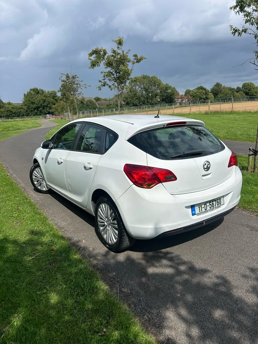 Vauxhall Astra NCT 2/26 TAX 4/26** 93.000 miles - Image 4