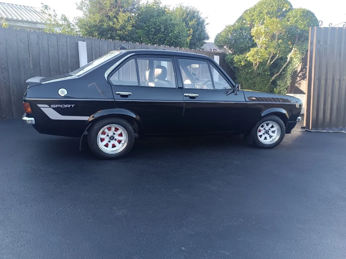 Ford Escort - Image 1