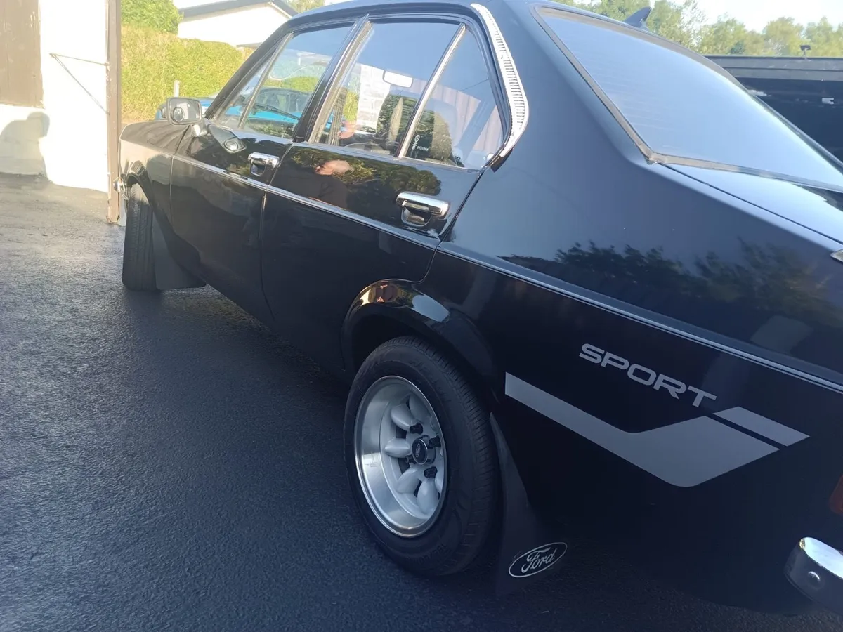 Ford Escort - Image 3
